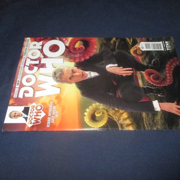 Doctor Who The Twelfth Doctor #02 Variant B (Titan Comics, 2014) - Picture 3 of 3
